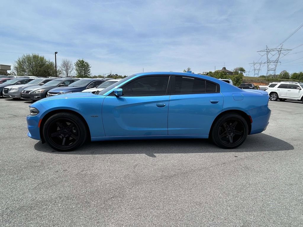 Used 2018 Dodge Charger R/T w/ Plus Group RWD image 6
