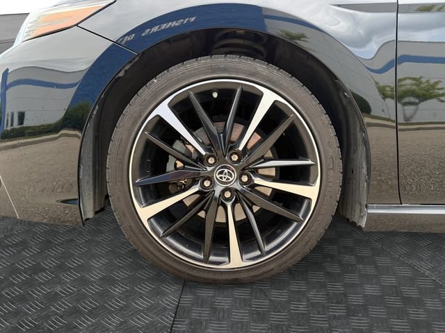 Used 2018 Toyota Camry XSE FWD image 13