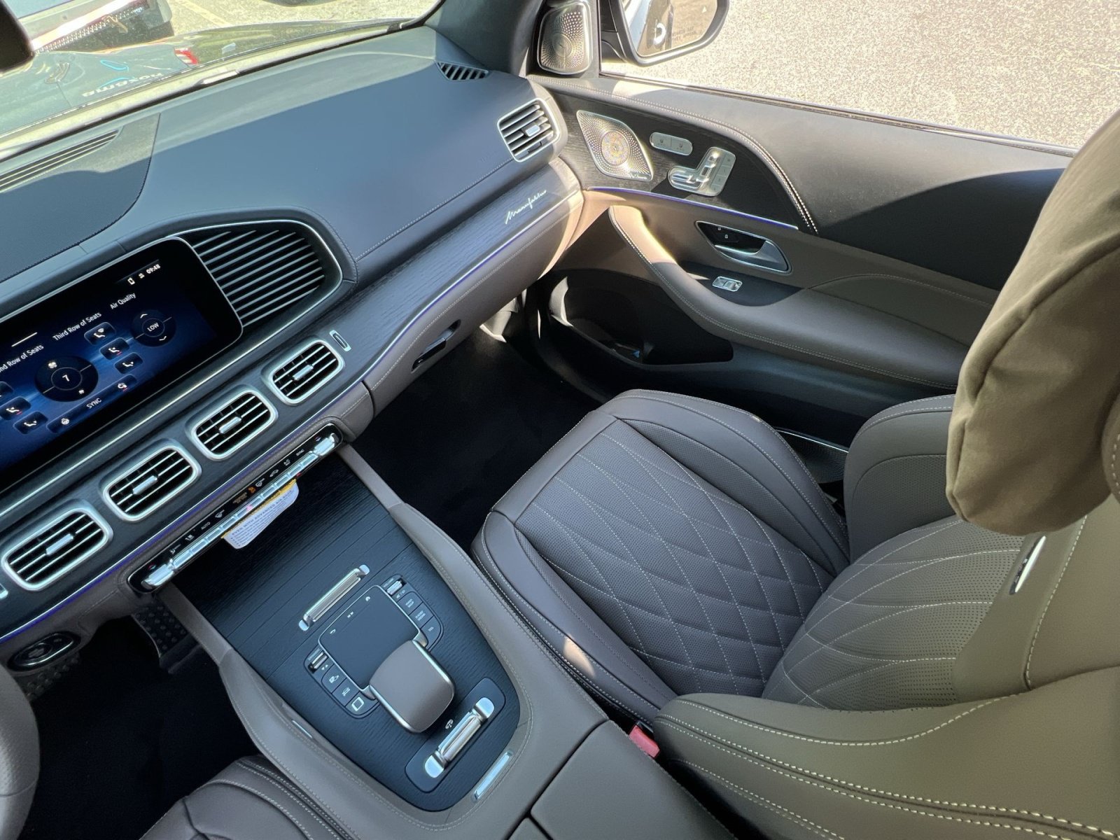 New 2026 Mercedes-Benz GLS 63 AMG 4MATIC image 14