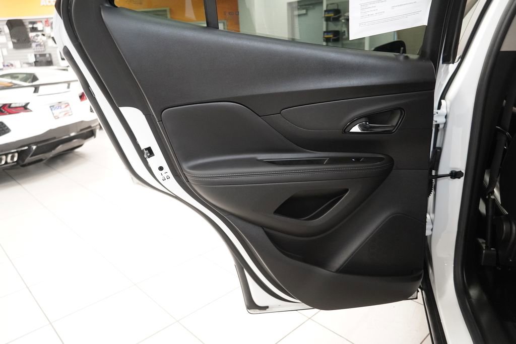 Used 2022 Buick Encore Preferred w/ Safety Package image 21
