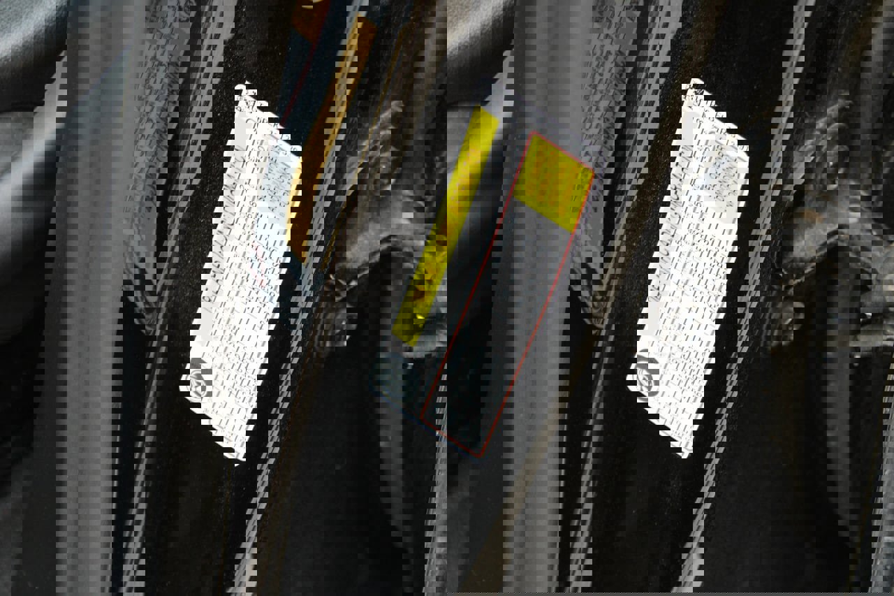 Used 2024 GMC Canyon Elevation w/ Convenience Package image 30