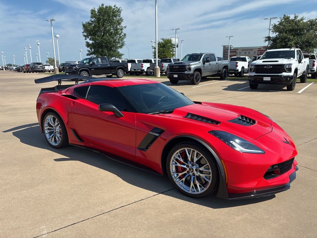 Used 2016 Chevrolet Corvette Z06 w/ Z07 Performance Package RWD image 5