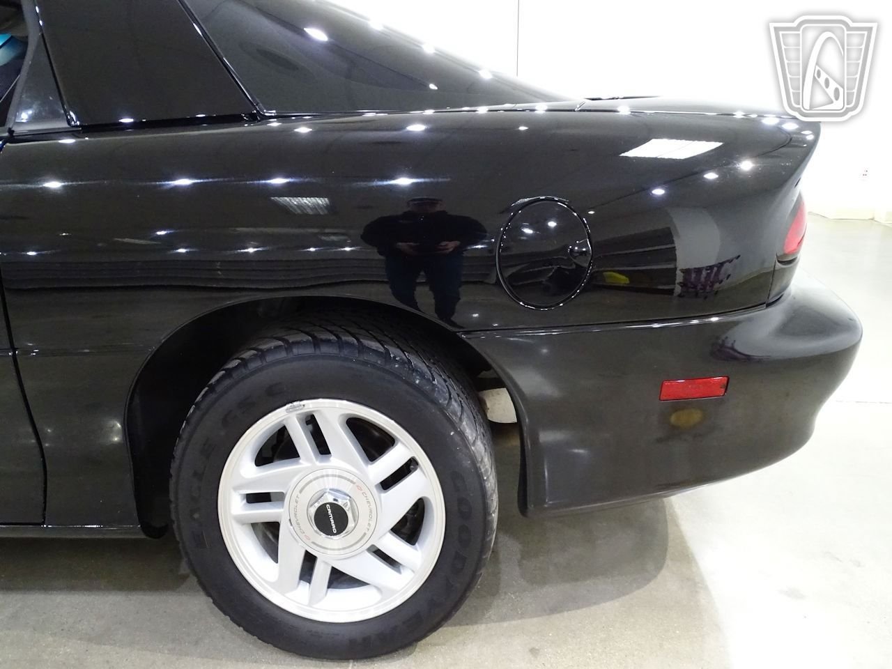 Used 1995 Chevrolet Camaro Z28 RWD image 32