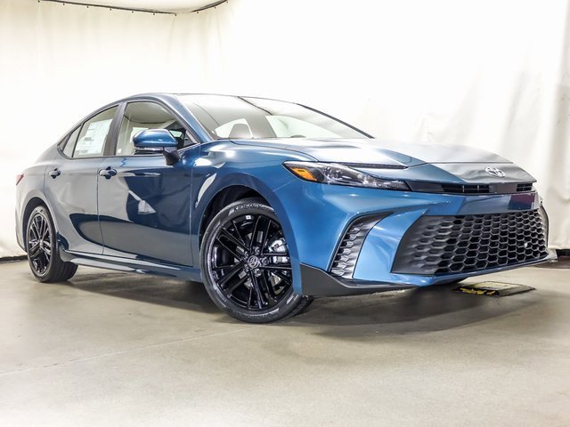 New 2026 Toyota Camry SE image 2