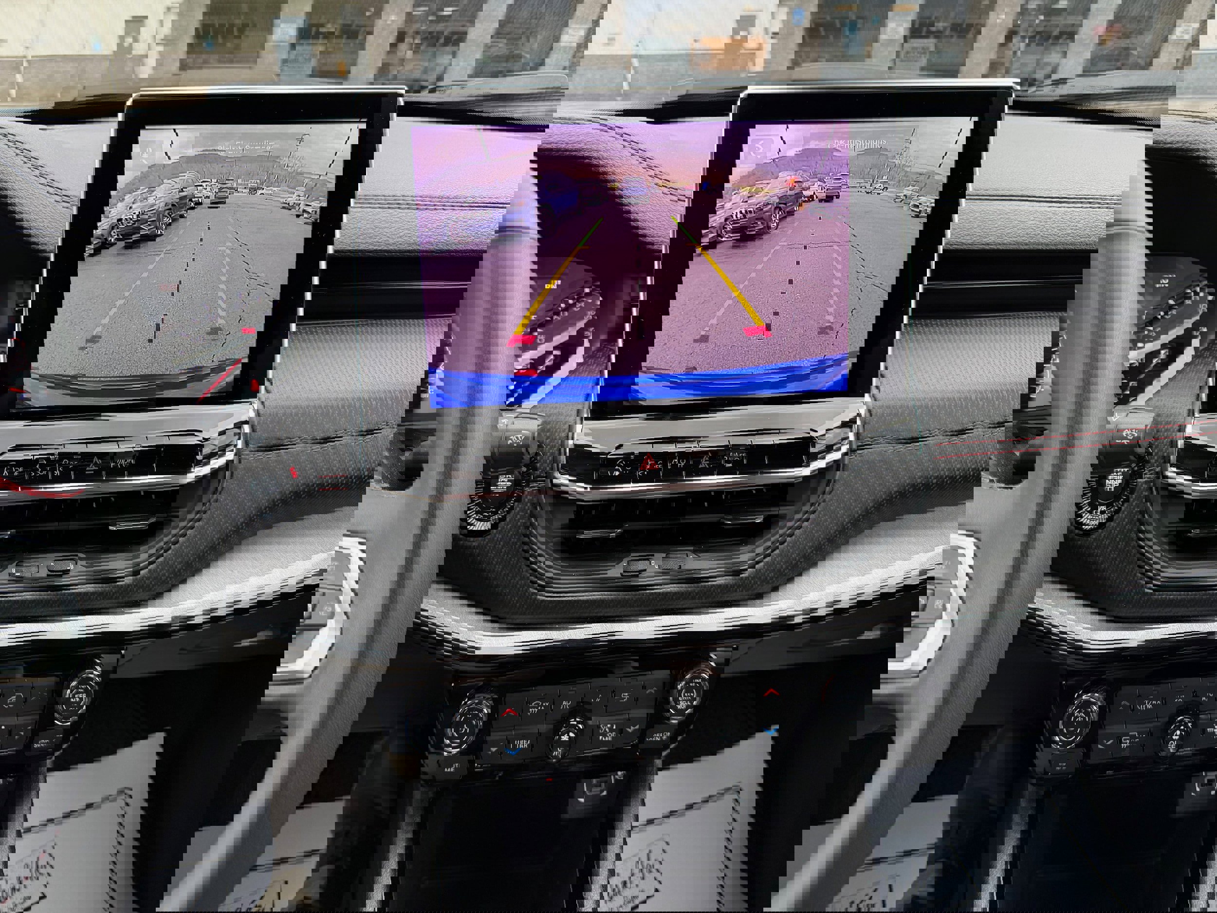 Used 2023 Jeep Compass Trailhawk w/ Trailhawk Convenience Group image 12