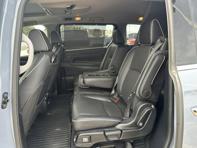 Used 2023 Honda Odyssey Elite image 14