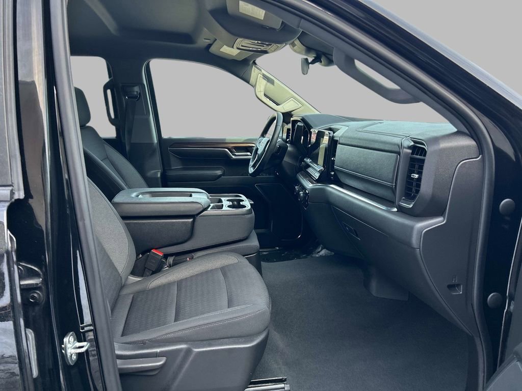 Used 2023 Chevrolet Silverado 1500 LT image 17