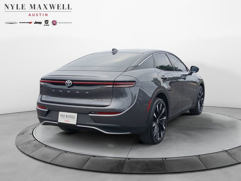 Used 2023 Toyota Crown Platinum AWD/4WD image 16