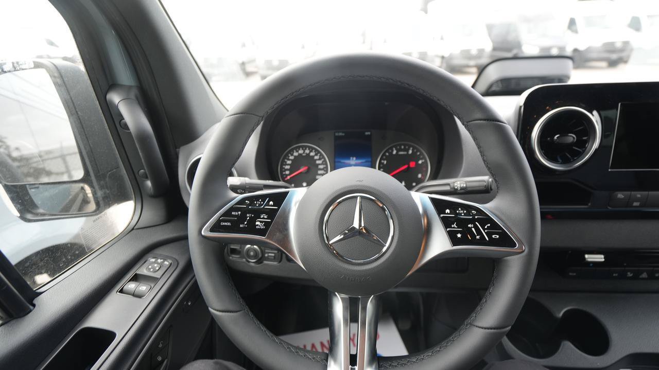 New 2026 Mercedes-Benz Sprinter 2500 image 11