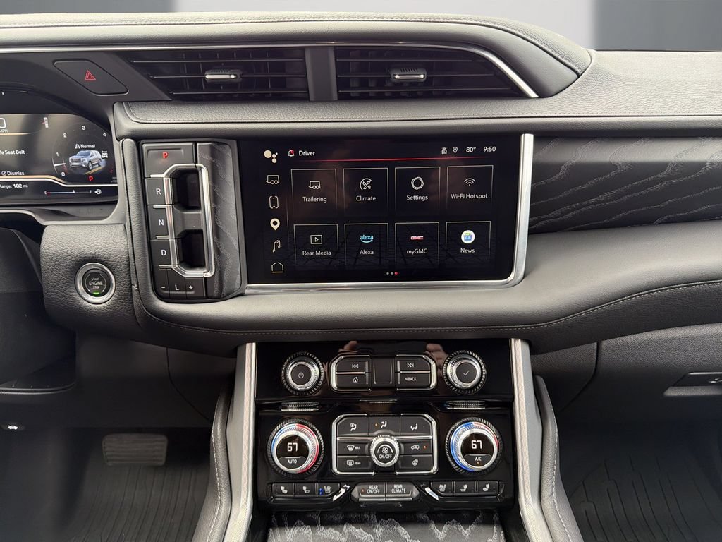 Used 2024 GMC Yukon Denali w/ Advanced Technology Package AWD/4WD image 20