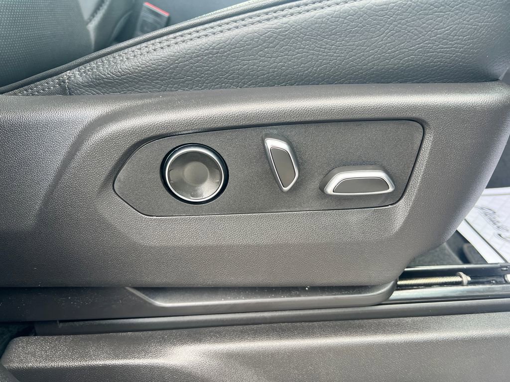 Used 2025 GMC Sierra 1500 Denali w/ Denali Reserve Package image 40