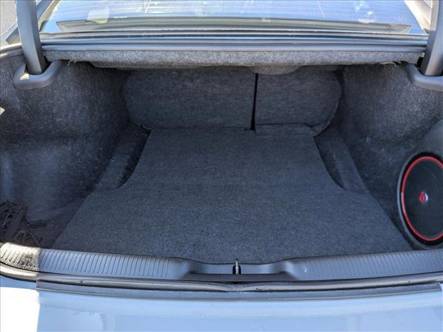 Used 2015 Dodge Charger SXT image 6