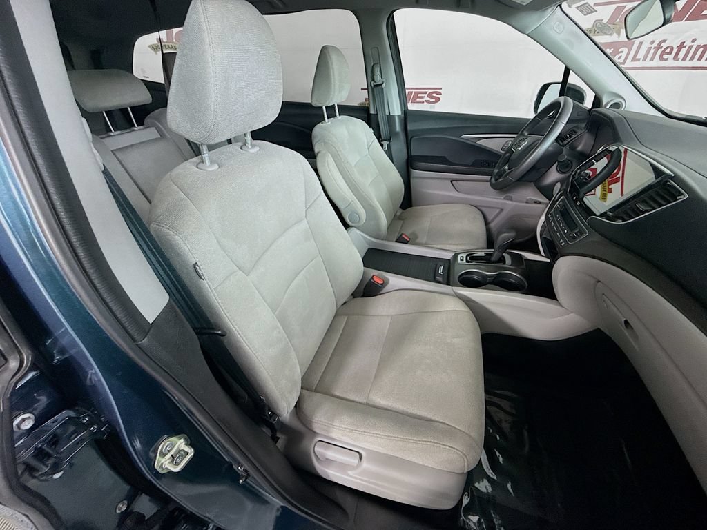 Used 2020 Honda Pilot EX image 32