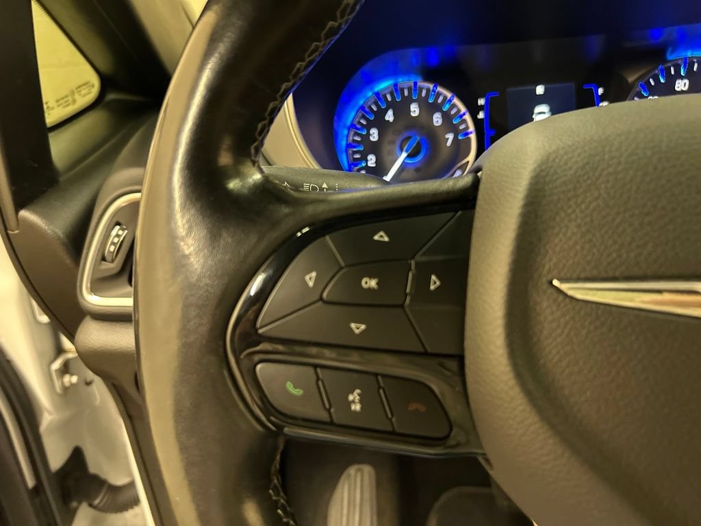Used 2019 Chrysler Pacifica Touring Plus w/ S Appearance Package FWD image 21