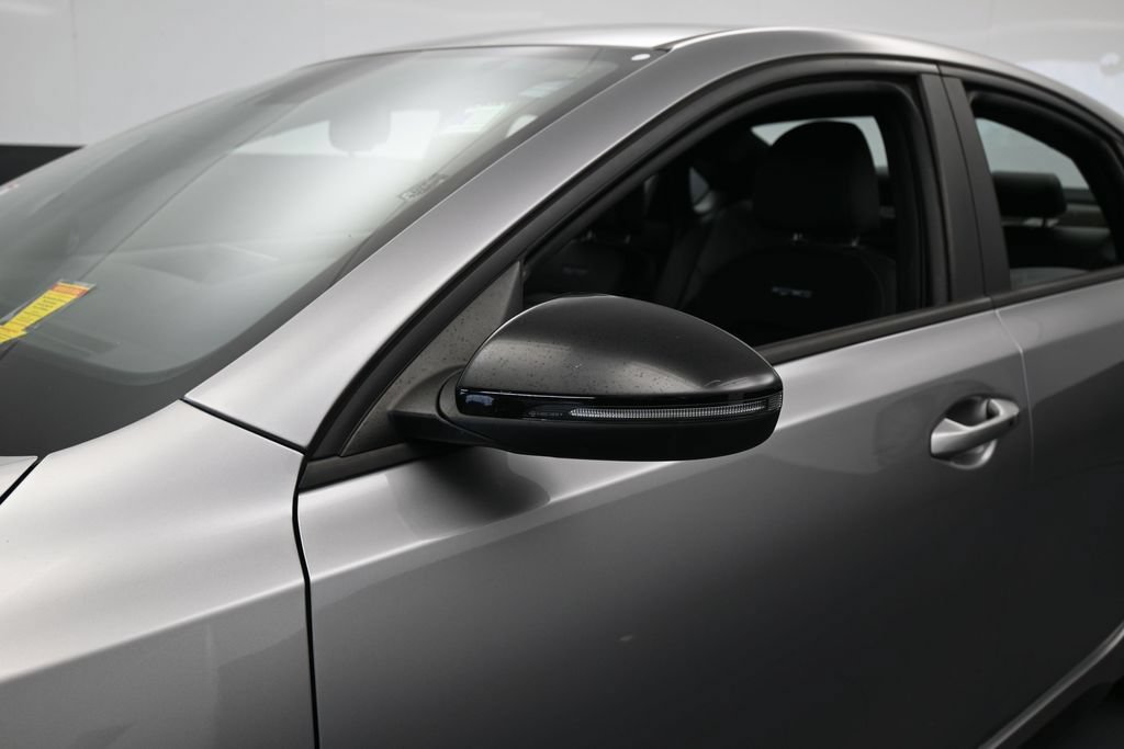 Used 2023 Kia Forte GT-Line w/ GT-Line Premium Package FWD image 32