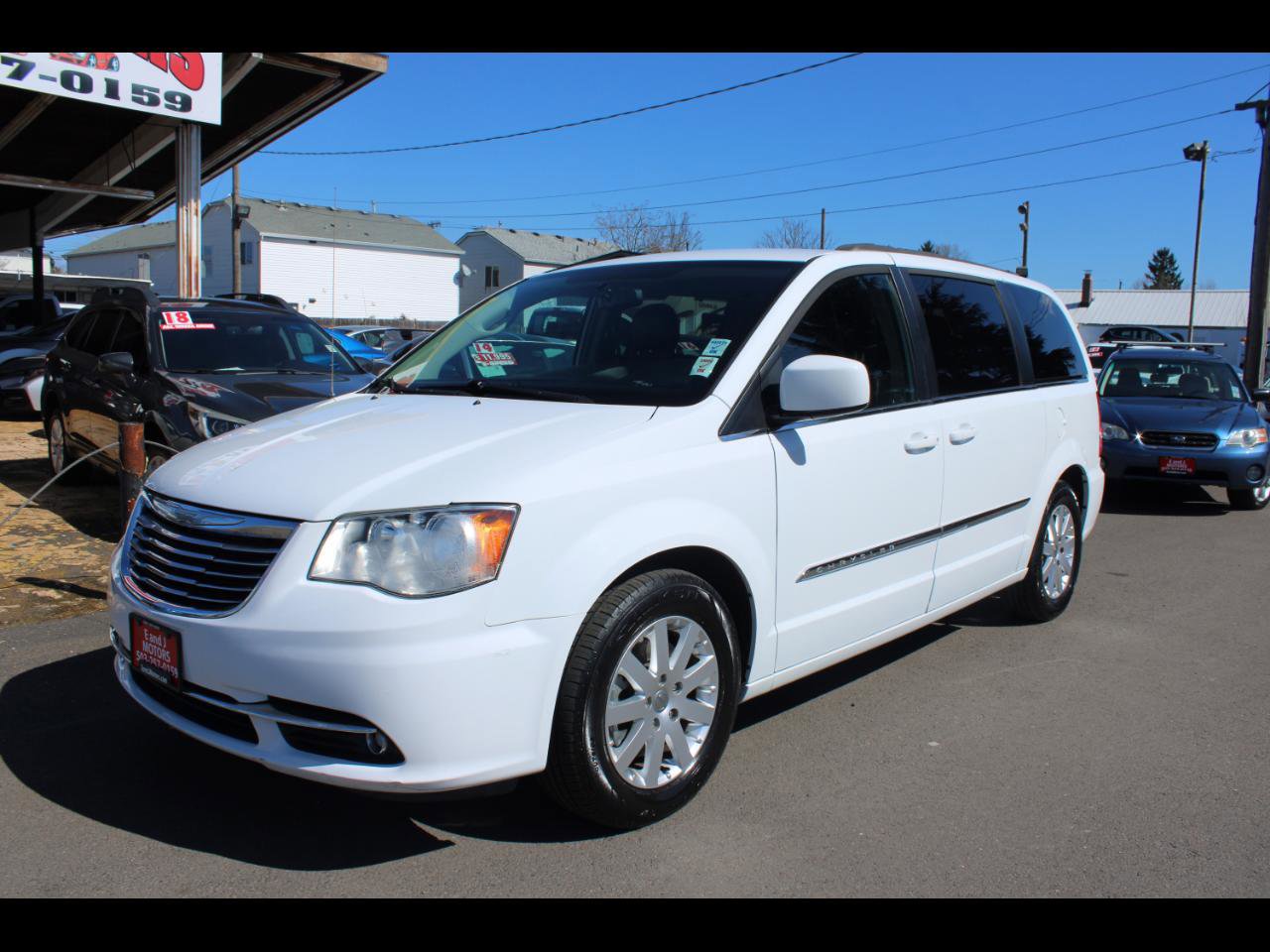 Used 2016 Chrysler Town & Country Touring