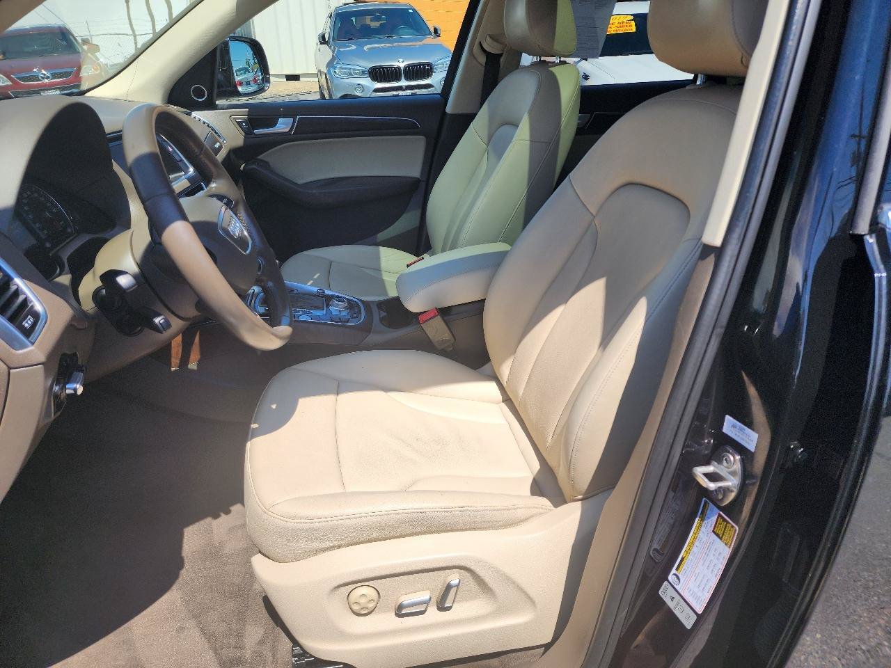 Used 2017 Audi Q5 2.0T Premium Plus w/ Technology Package AWD/4WD image 16