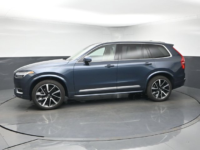 Used 2025 Volvo XC90 B5 Plus w/ Protection Package Premier AWD/4WD image 4