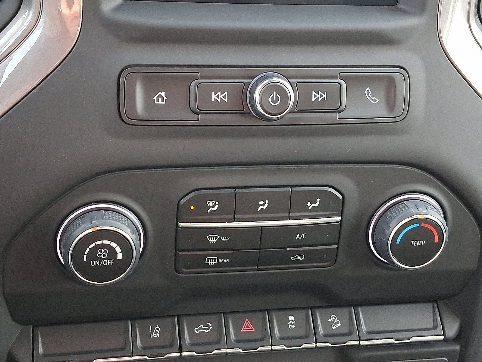 Certified 2024 Chevrolet Silverado 3500 W/T image 15