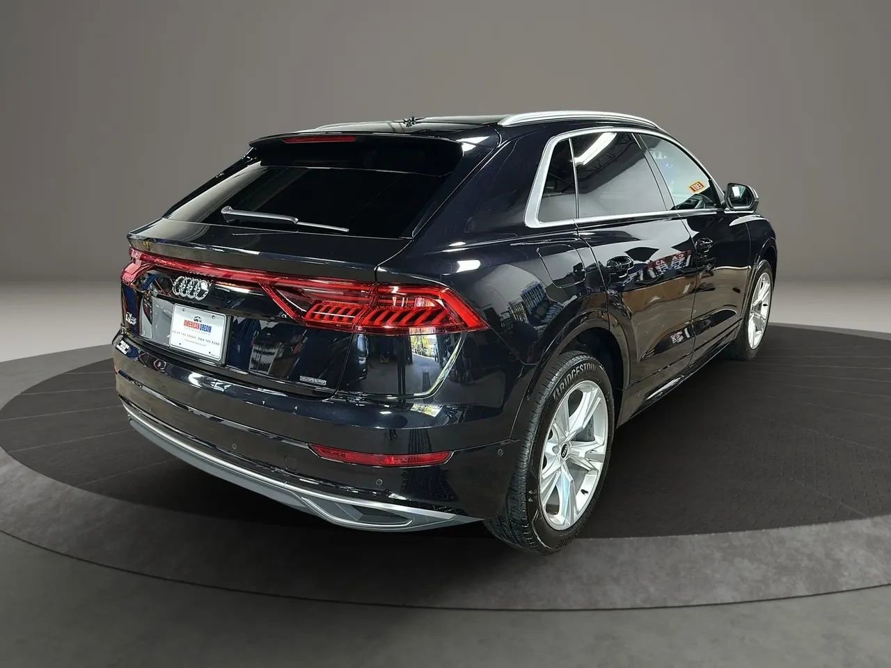 Used 2021 Audi Q8 Premium Plus w/ Premium Plus Package image 5