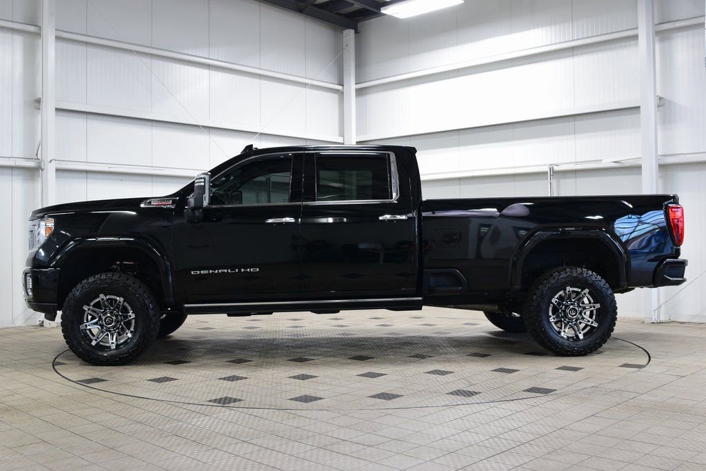 Used 2022 GMC Sierra 3500 Denali w/ Denali Ultimate Package image 4