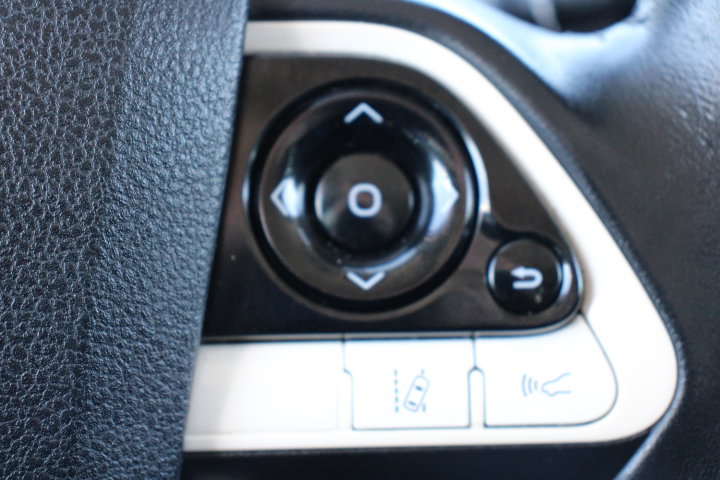 Used 2018 Toyota Prius Prime Plus image 23