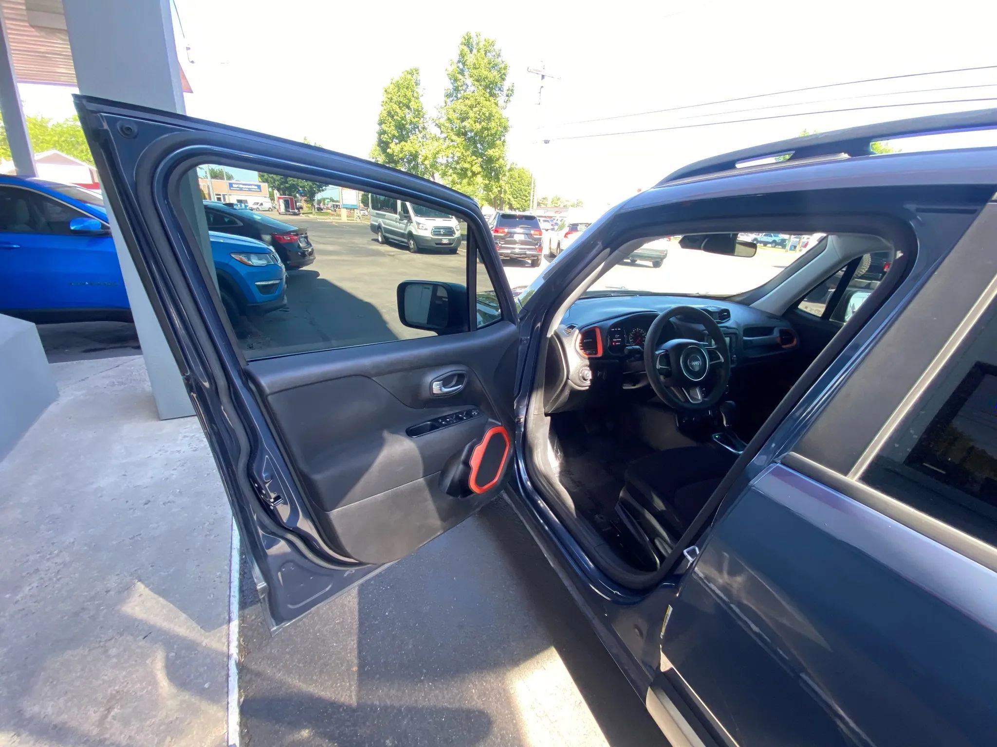 Used 2020 Jeep Renegade Sport image 7