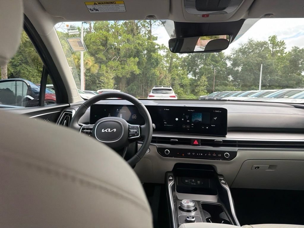 Certified 2025 Kia Sorento EX FWD image 23