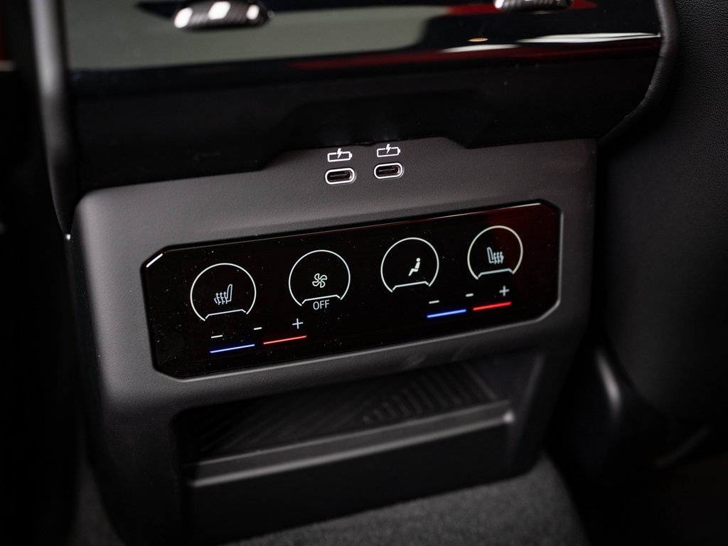 New 2025 BMW M5 Touring image 23