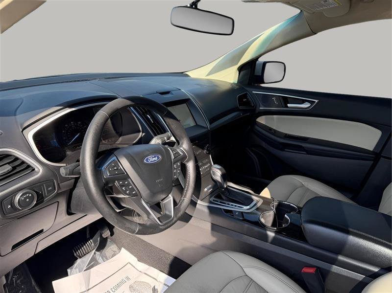 Used 2018 Ford Edge SEL w/ Equipment Group 201A FWD image 18