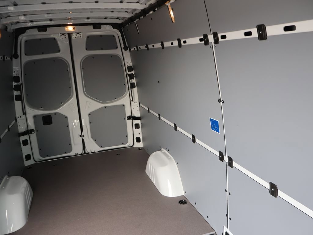 New 2026 Mercedes-Benz Sprinter 2500 image 19