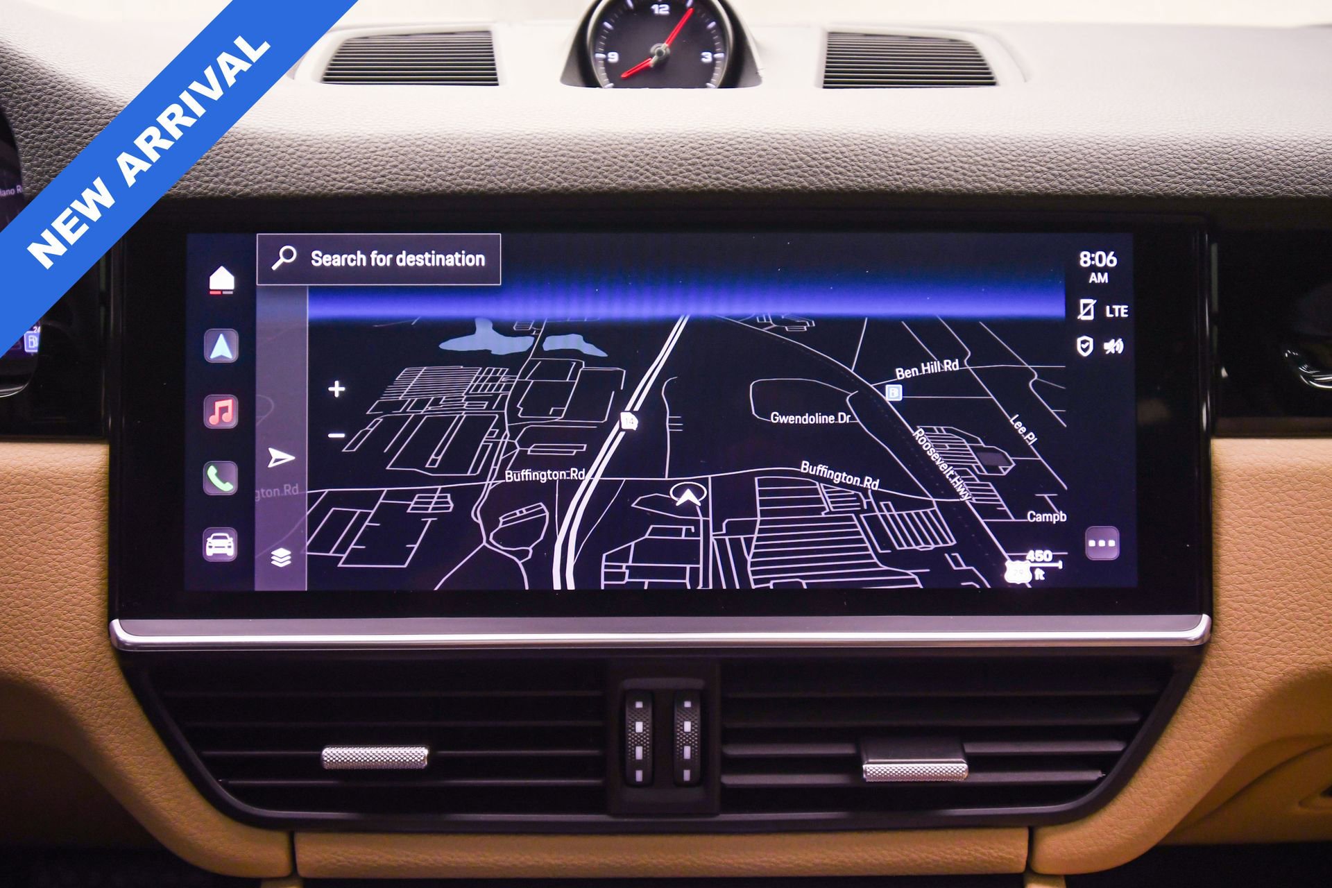 Used 2023 Porsche Cayenne Platinum Edition image 40