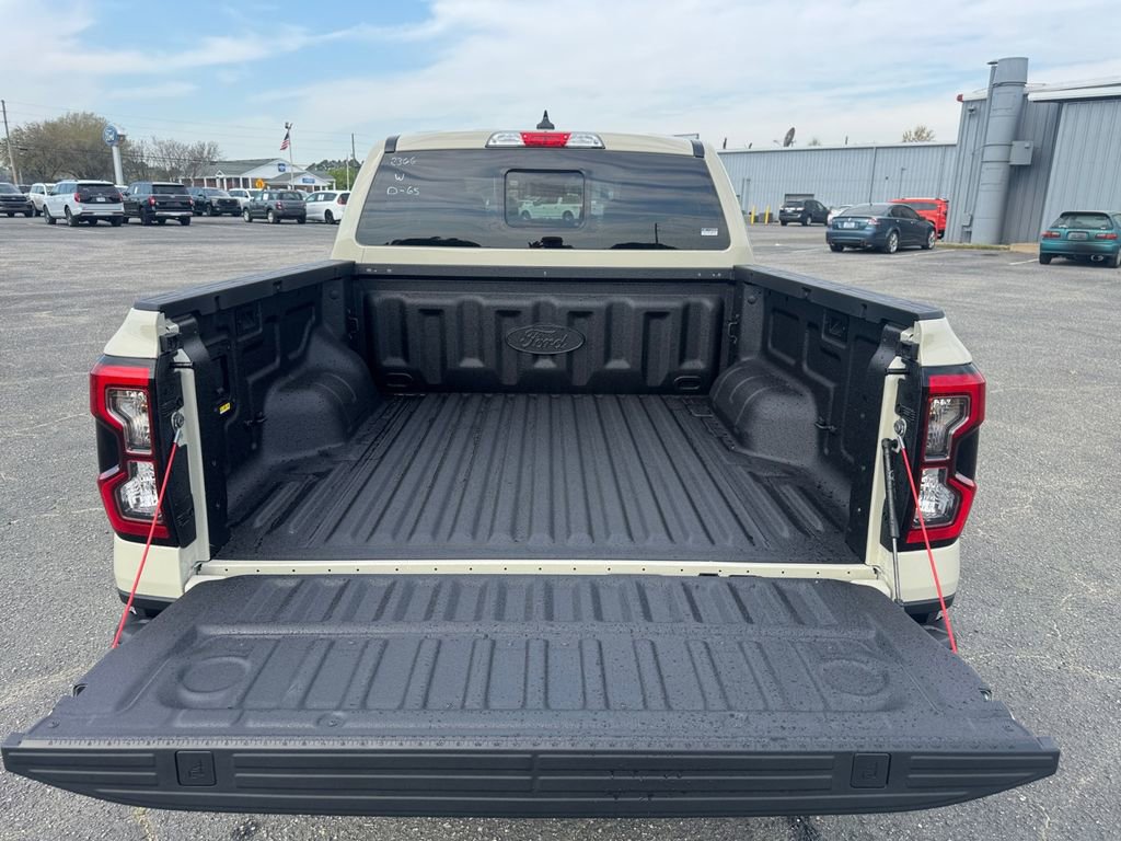 New 2026 Ford Ranger XLT w/ Equipment Group 301A High image 18