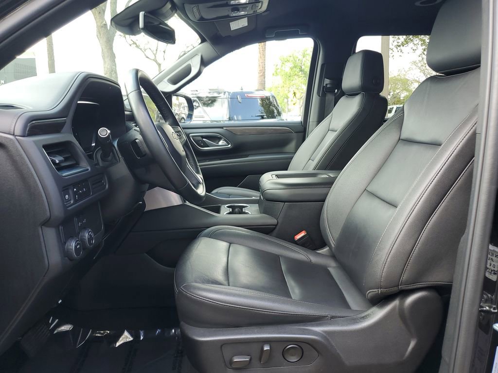 Used 2024 Chevrolet Tahoe LT RWD image 13