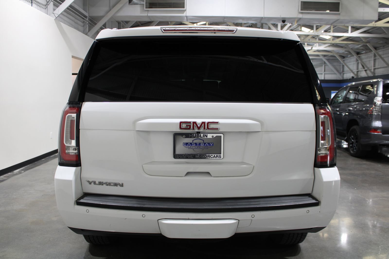 Used 2019 GMC Yukon SLT image 12