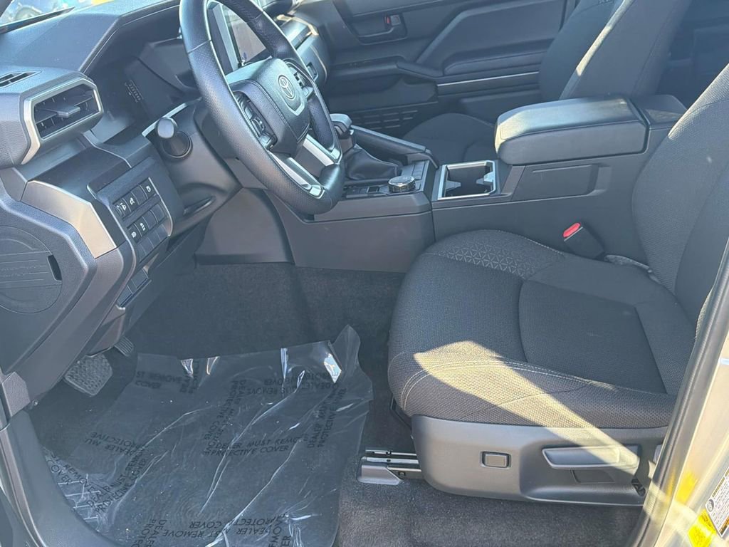 Certified 2025 Toyota 4Runner SR5 image 26