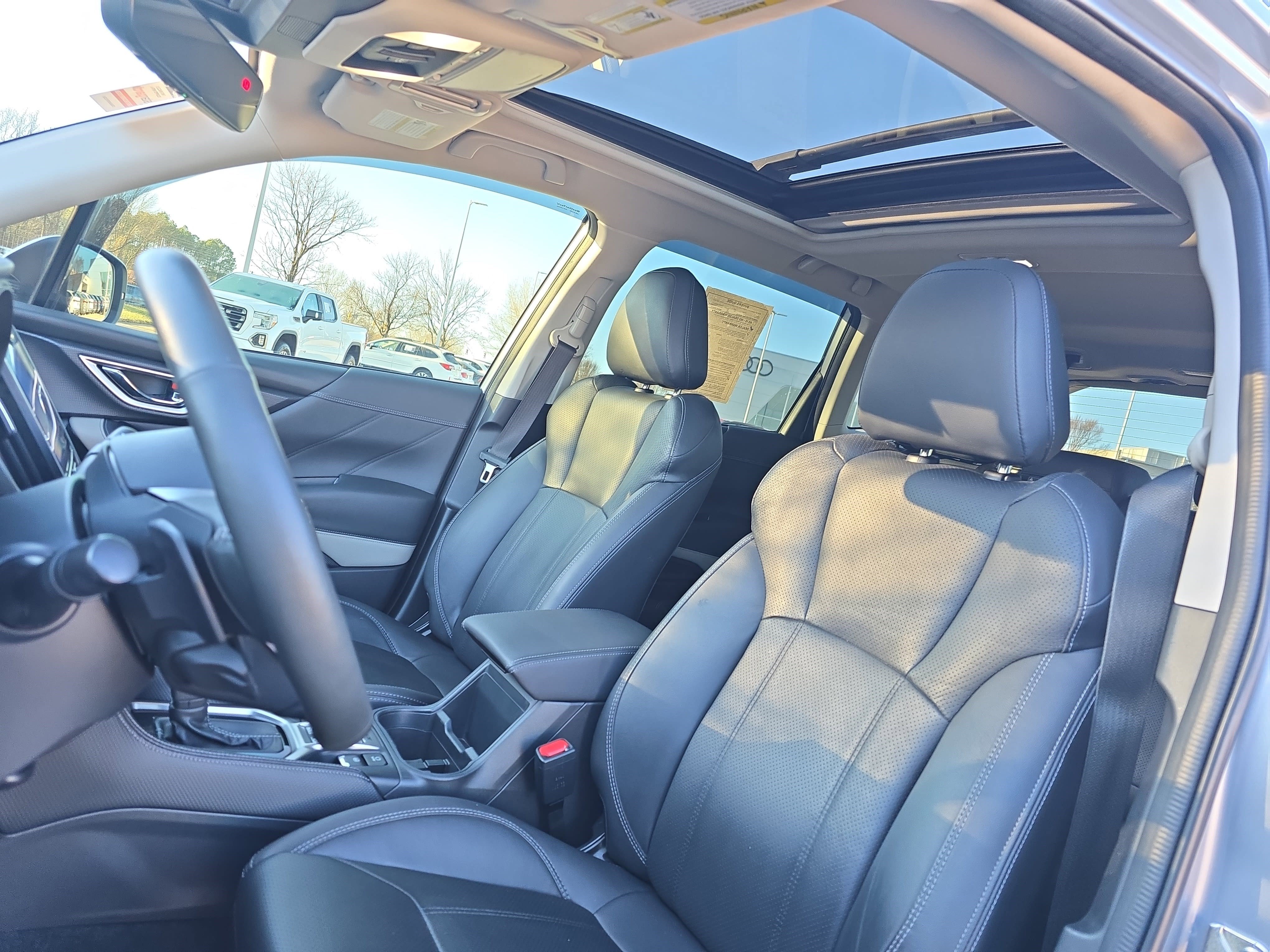 Used 2022 Subaru Forester Limited w/ Popular Package #2 image 15