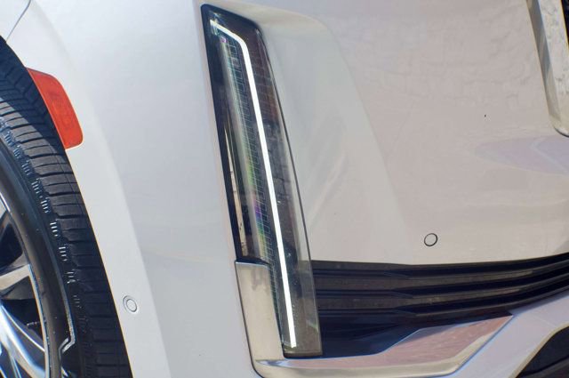 Used 2021 Cadillac Escalade Premium Luxury w/ Performance Package AWD/4WD image 9