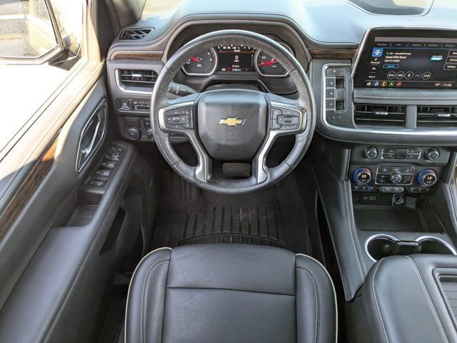 Used 2021 Chevrolet Tahoe Premier w/ Premium Package image 16