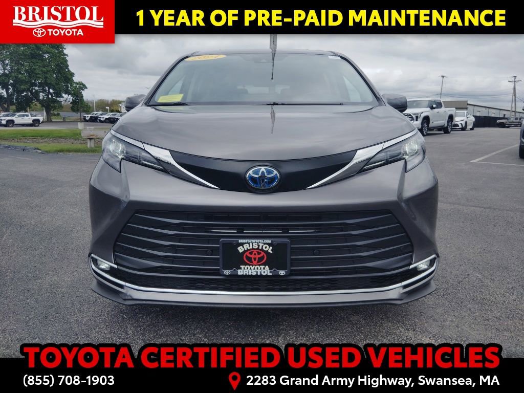 Used 2024 Toyota Sienna XLE FWD image 36