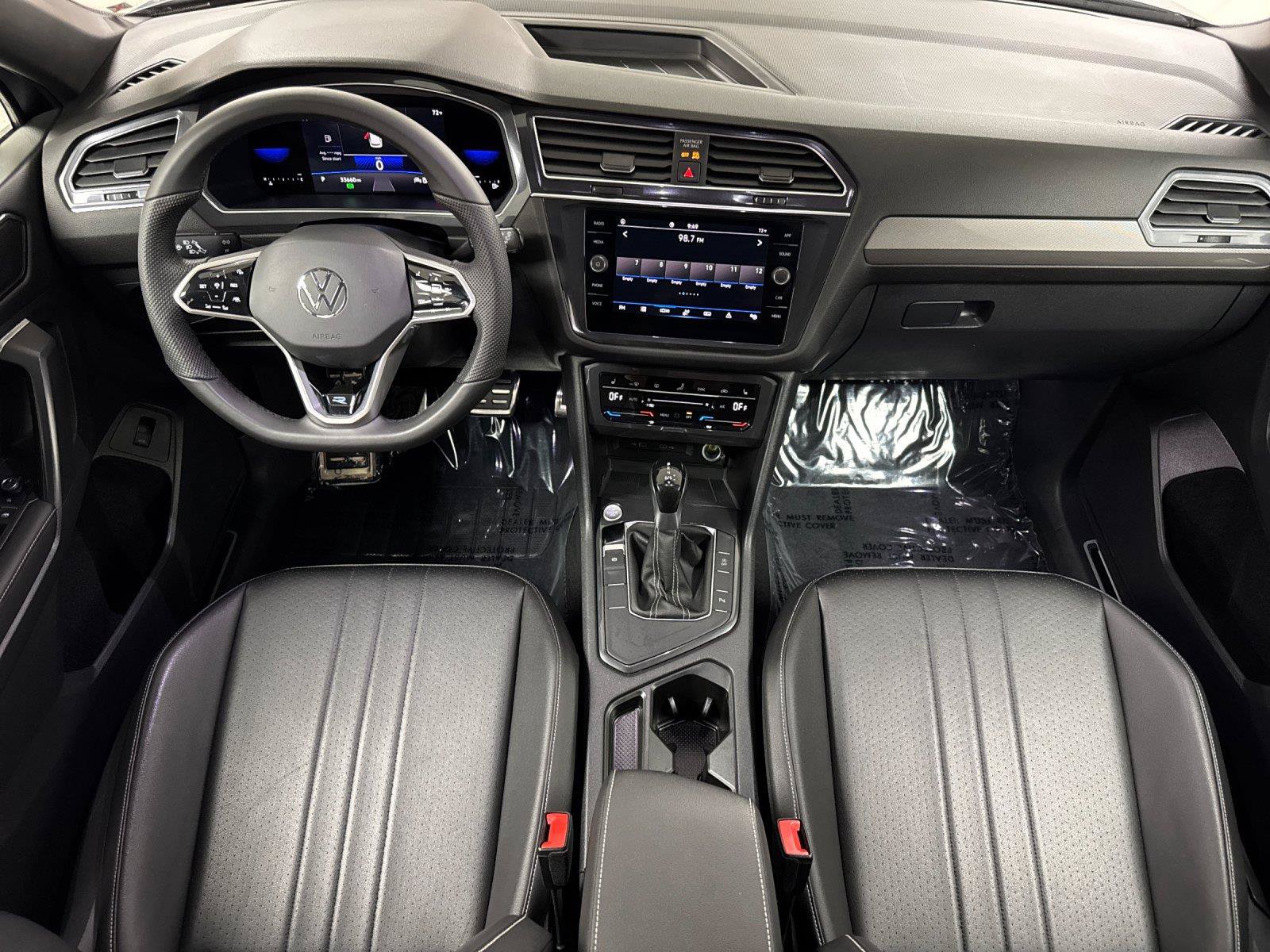 Used 2022 Volkswagen Tiguan SE R-Line FWD image 12