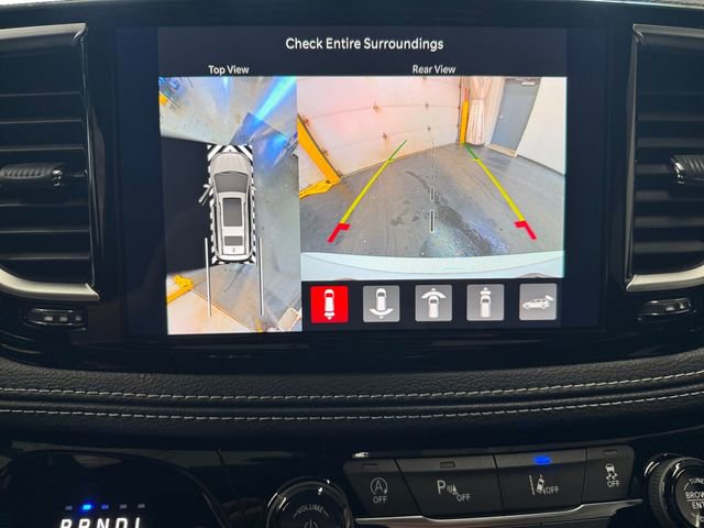 New 2026 Chrysler Pacifica Limited image 12