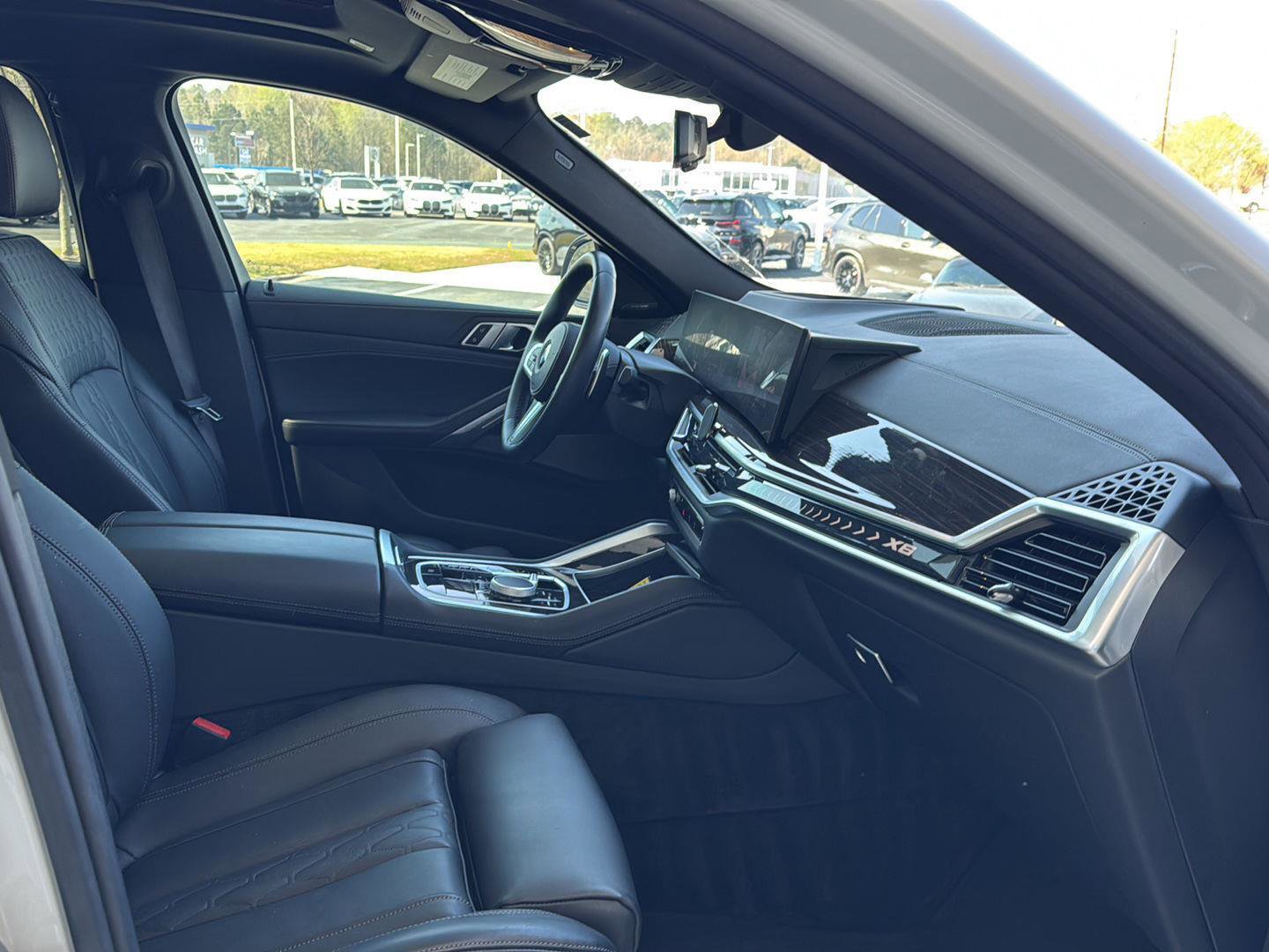 Certified 2024 BMW X6 xDrive40i w/ Premium Package image 10