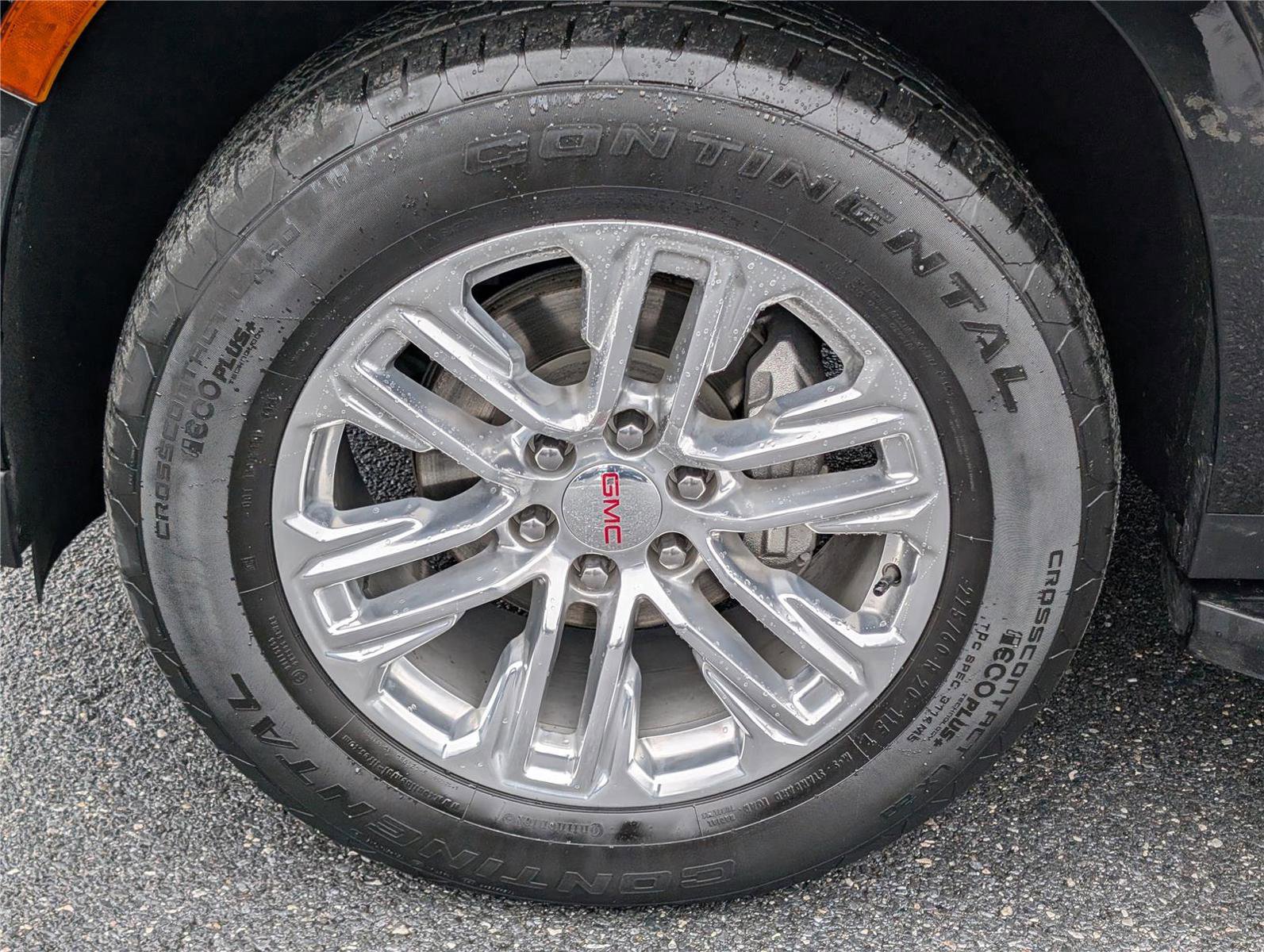 Used 2024 GMC Yukon XL SLT image 11