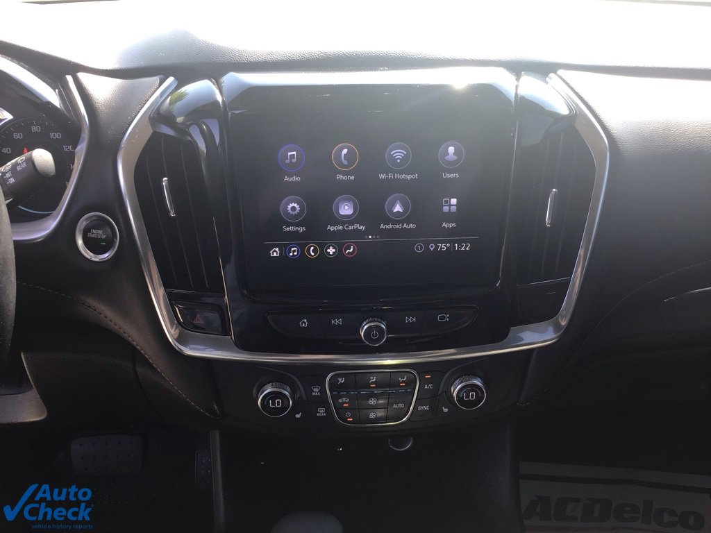 Used 2021 Chevrolet Traverse LT image 43