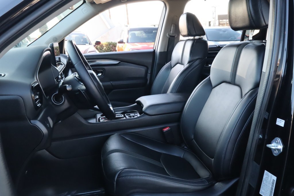 Used 2023 Honda Pilot EX-L image 19