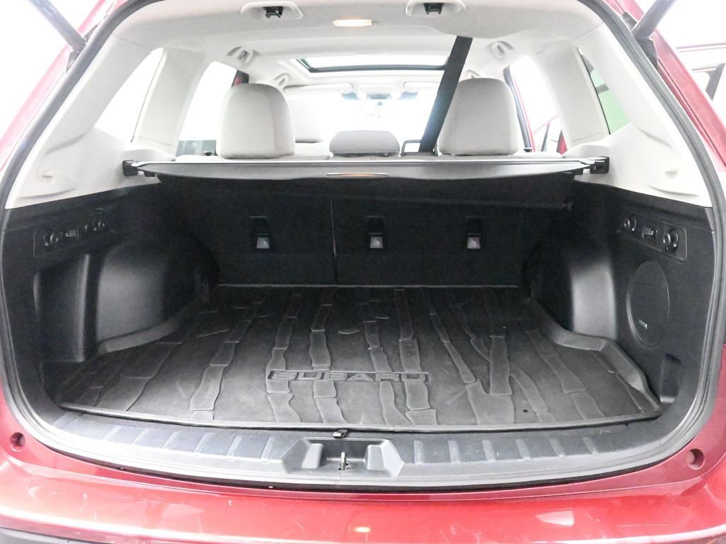 Used 2024 Subaru Forester Limited image 24