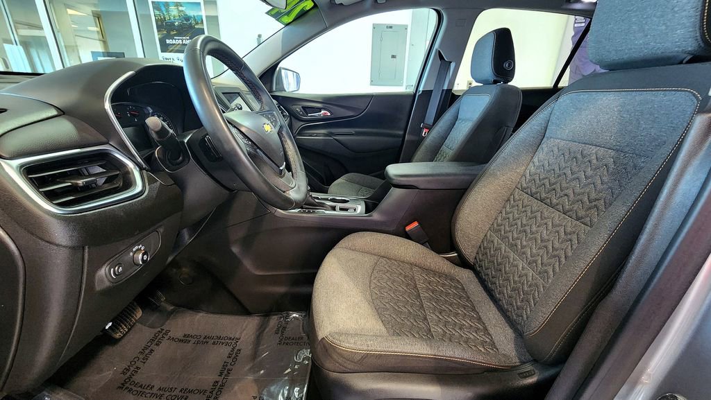 Used 2024 Chevrolet Equinox LT FWD image 21