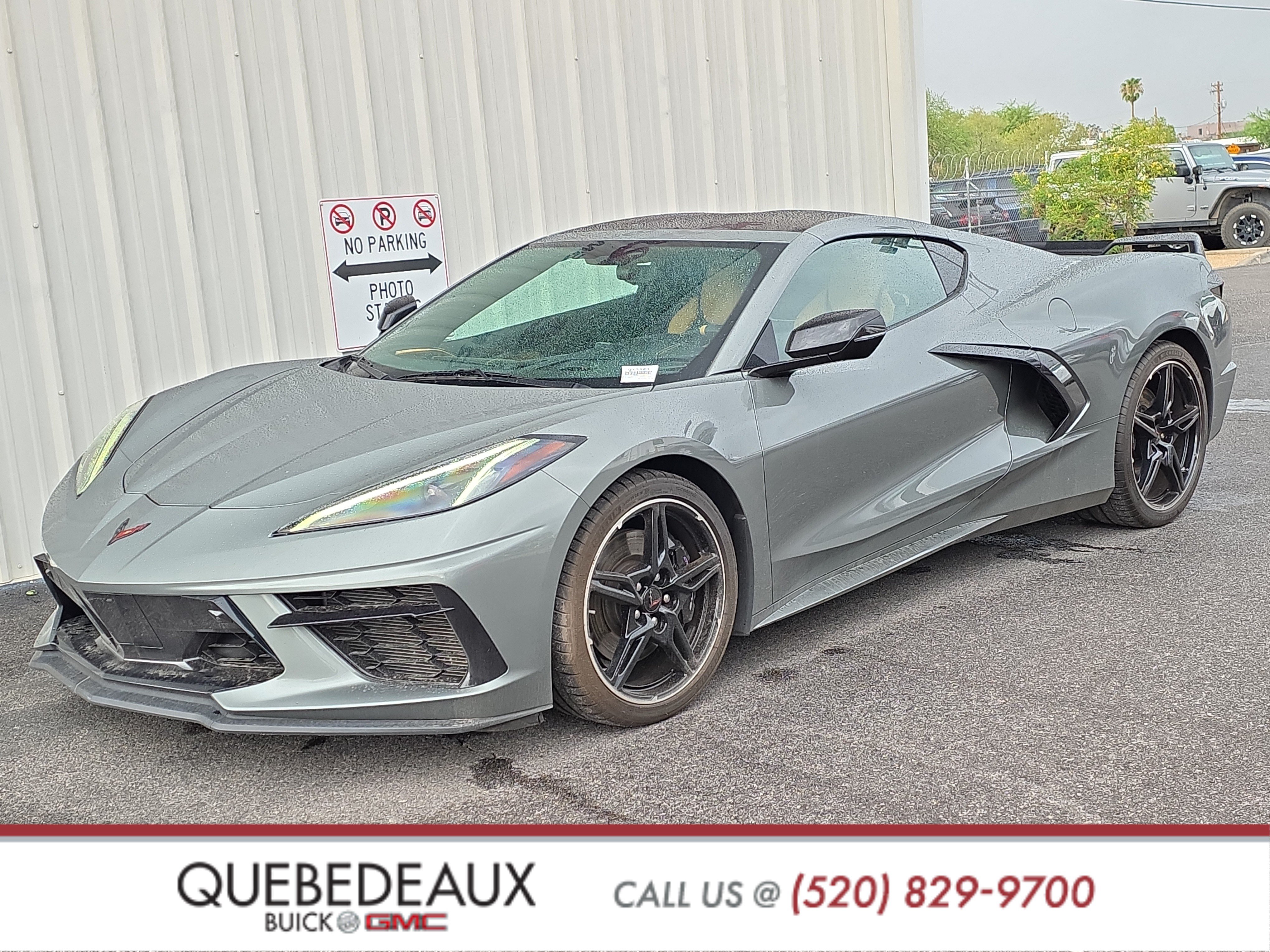 Used 2022 Chevrolet Corvette Stingray Premium Cpe w/ Z51 Performance Package RWD image 3