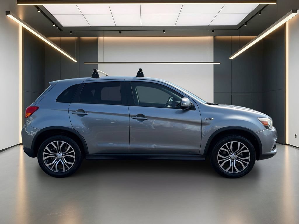 Used 2016 Mitsubishi Outlander Sport SE FWD image 7